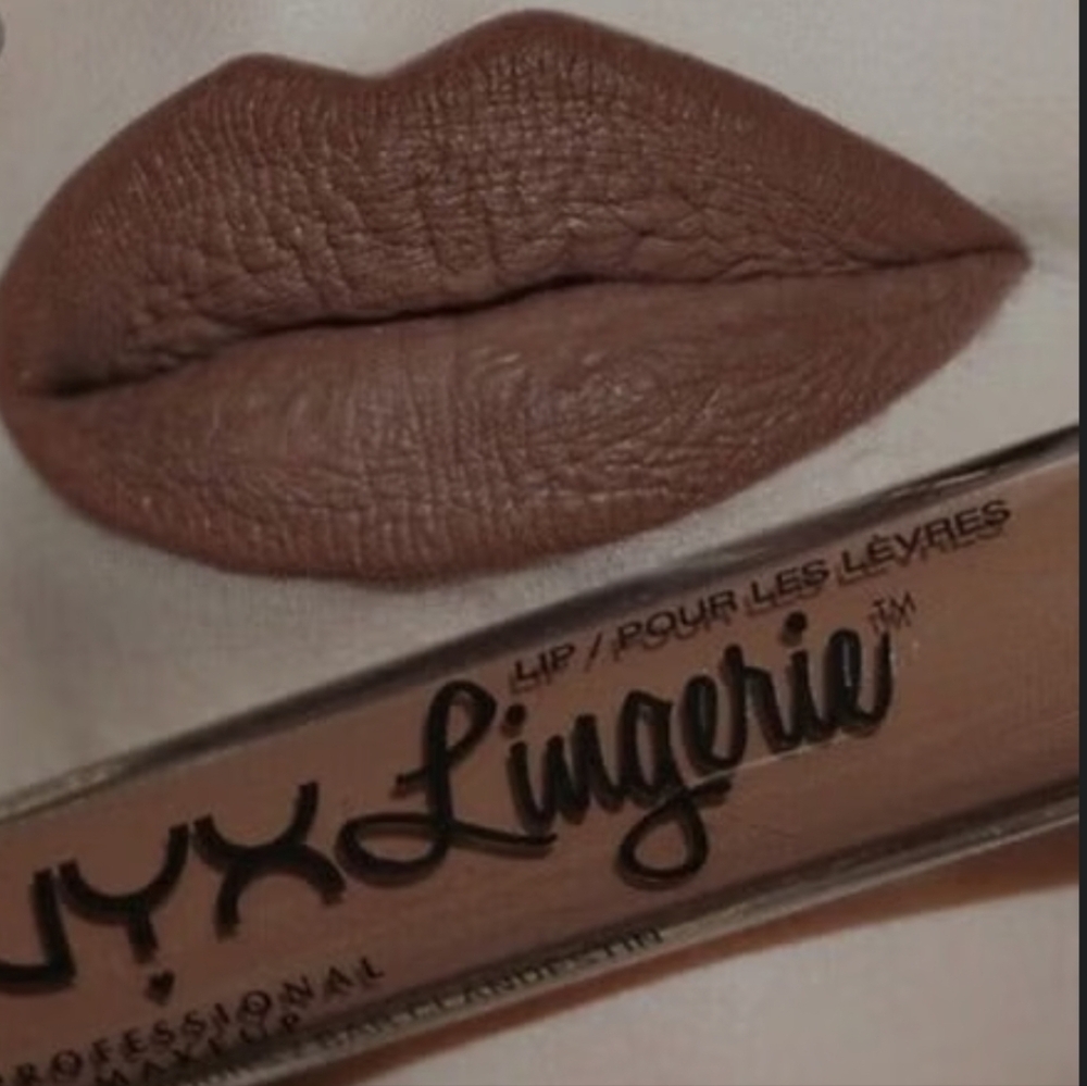 ❇️AFTER HOURS NYX DISCONTINUED Lingerie Strip Tease Lip Oil SEALED/NWT